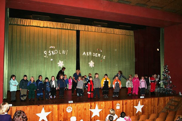 9. školní akademie