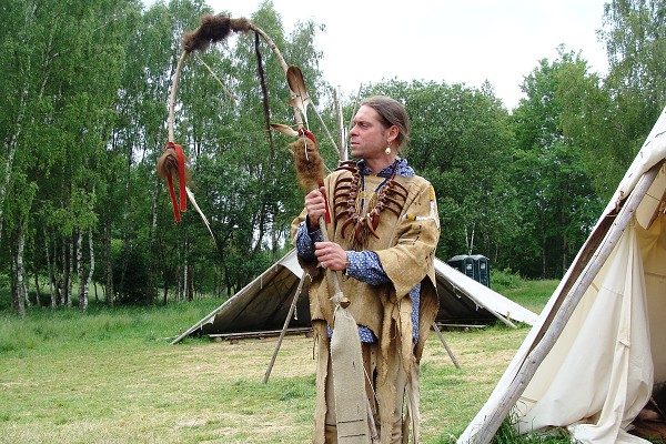 Výlet 1. třídy do indiánské vesničky 