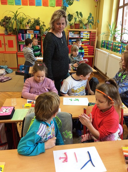Školka na návštěvě v 1. třídě