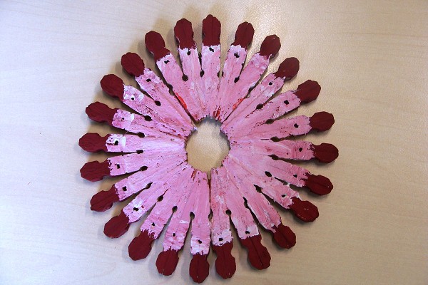 Dekorace z kolíčků