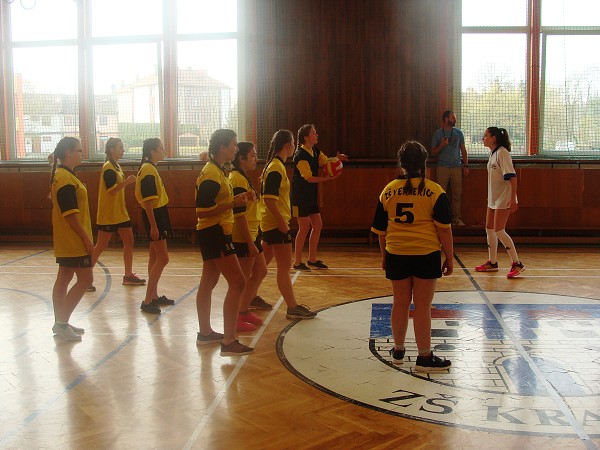 Velikonoční turnaj ve vybíjené