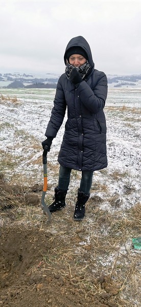 Sázení stromů (1., 5. a 9. třída)