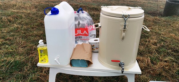 Sázení stromů (4. a 6. třída)