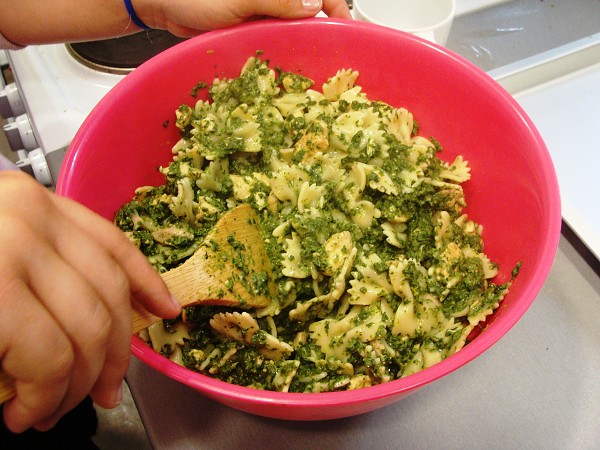 Chilli con
            carne a farfalle s kuřecím masem