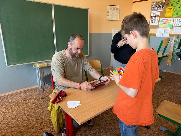 Turnaj ve skládání Rubikovy kostky