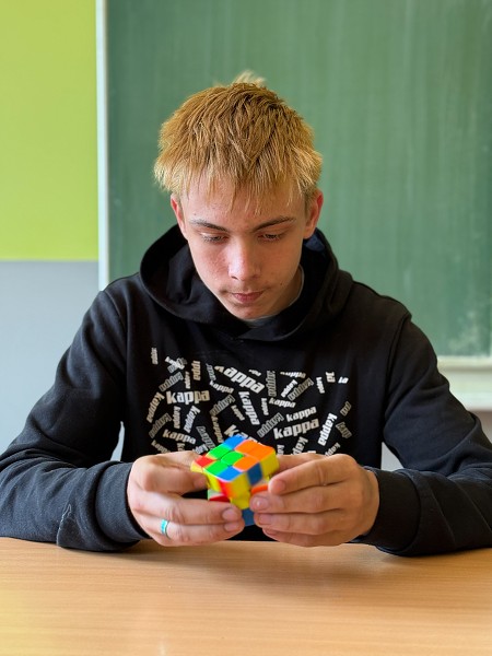 Turnaj ve skládání Rubikovy kostky