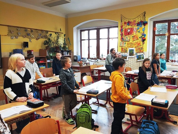 Mikuláš a andělé na 1. stupni