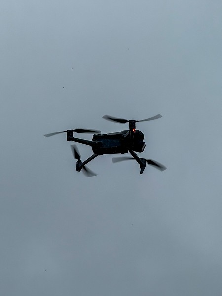 Skyworker - beseda o dronech