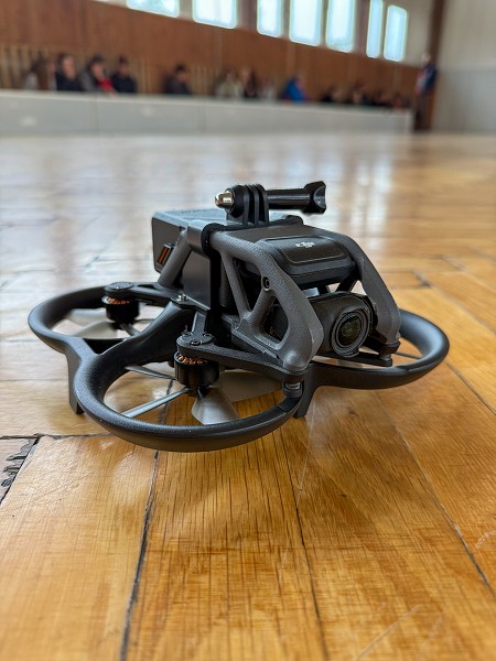 Skyworker - beseda o dronech