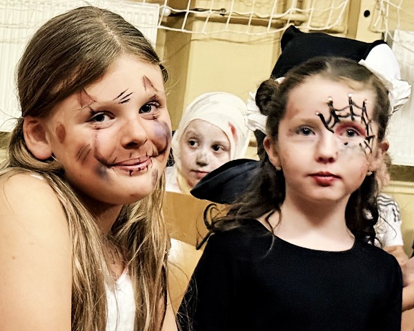 Halloweenský večírek