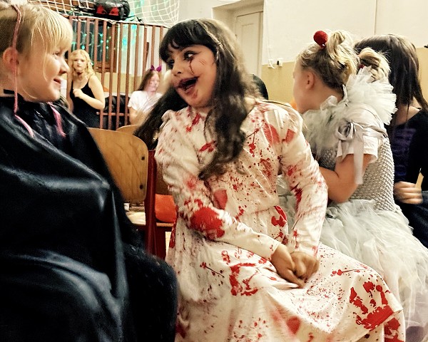 Halloweenský večírek