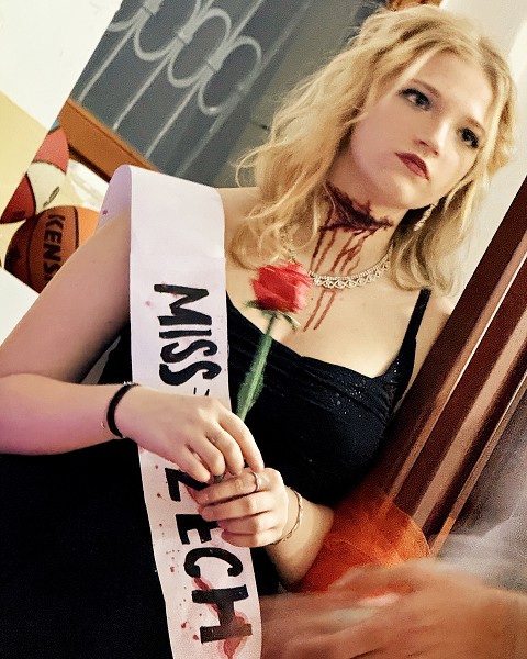 Halloweenský večírek