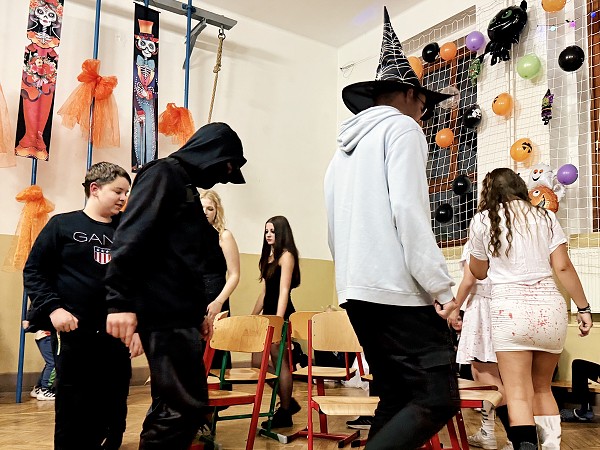 Halloweenský večírek