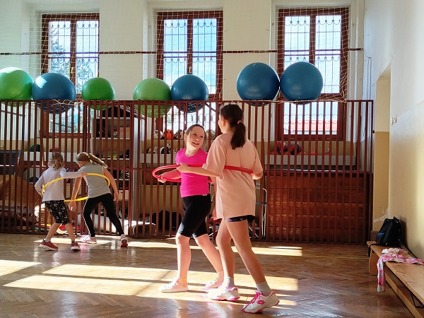 Netradiční vybíjená