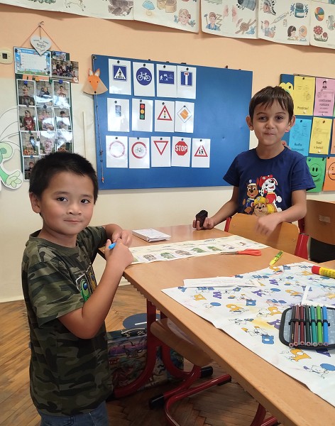 Společná hodina čtení a tvoření